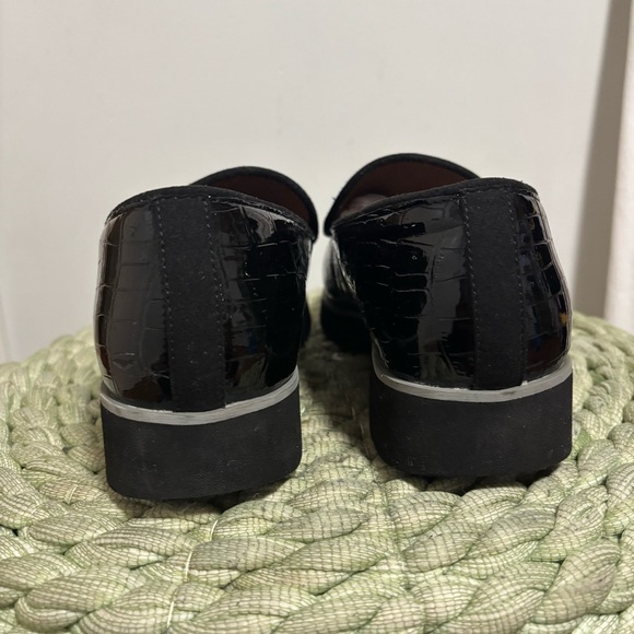 Donald Pliner Eclipse Crocco Croc Embossed Chunky Loafers - Picture 9 of 13